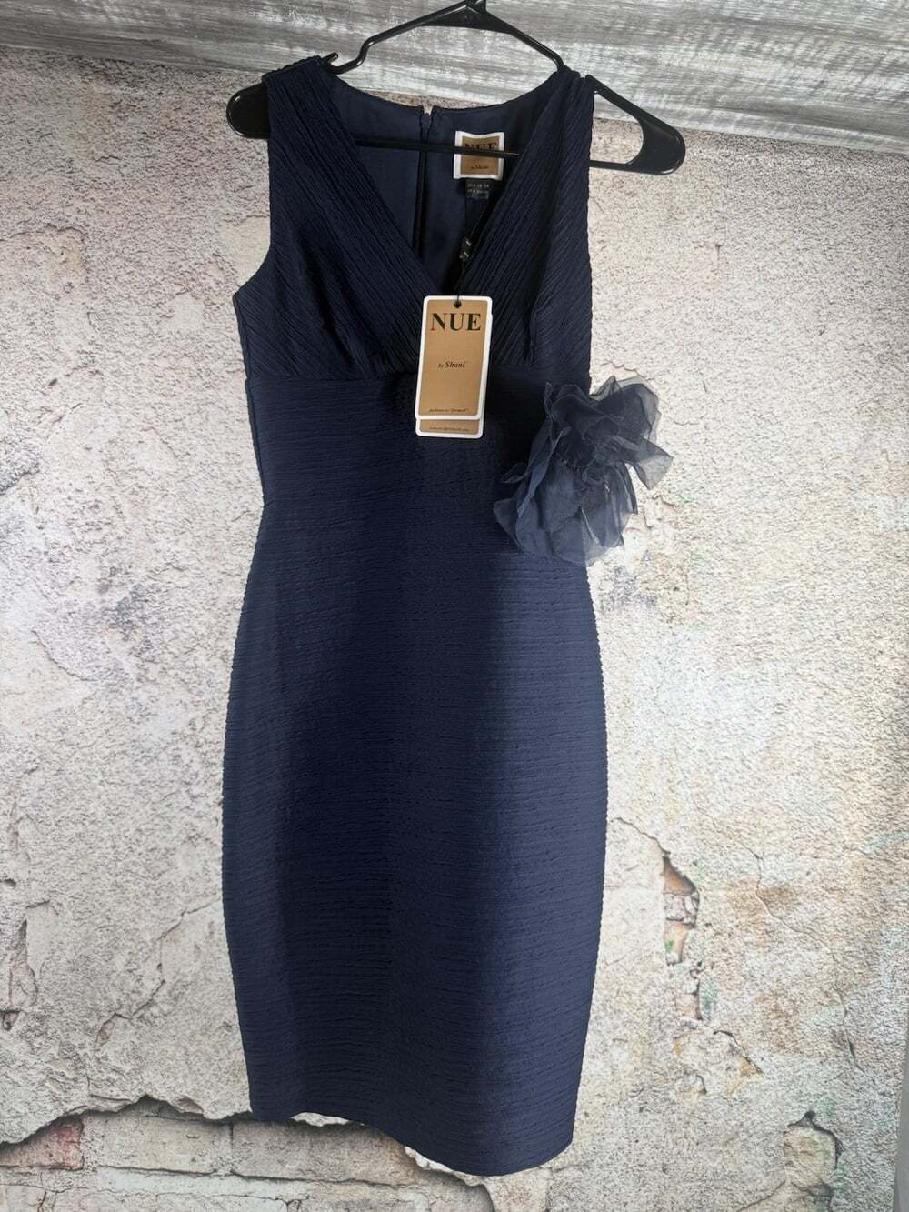 Nue by Shani Navy Blue Sleeveless Dress size 2 with built in shape wear C77